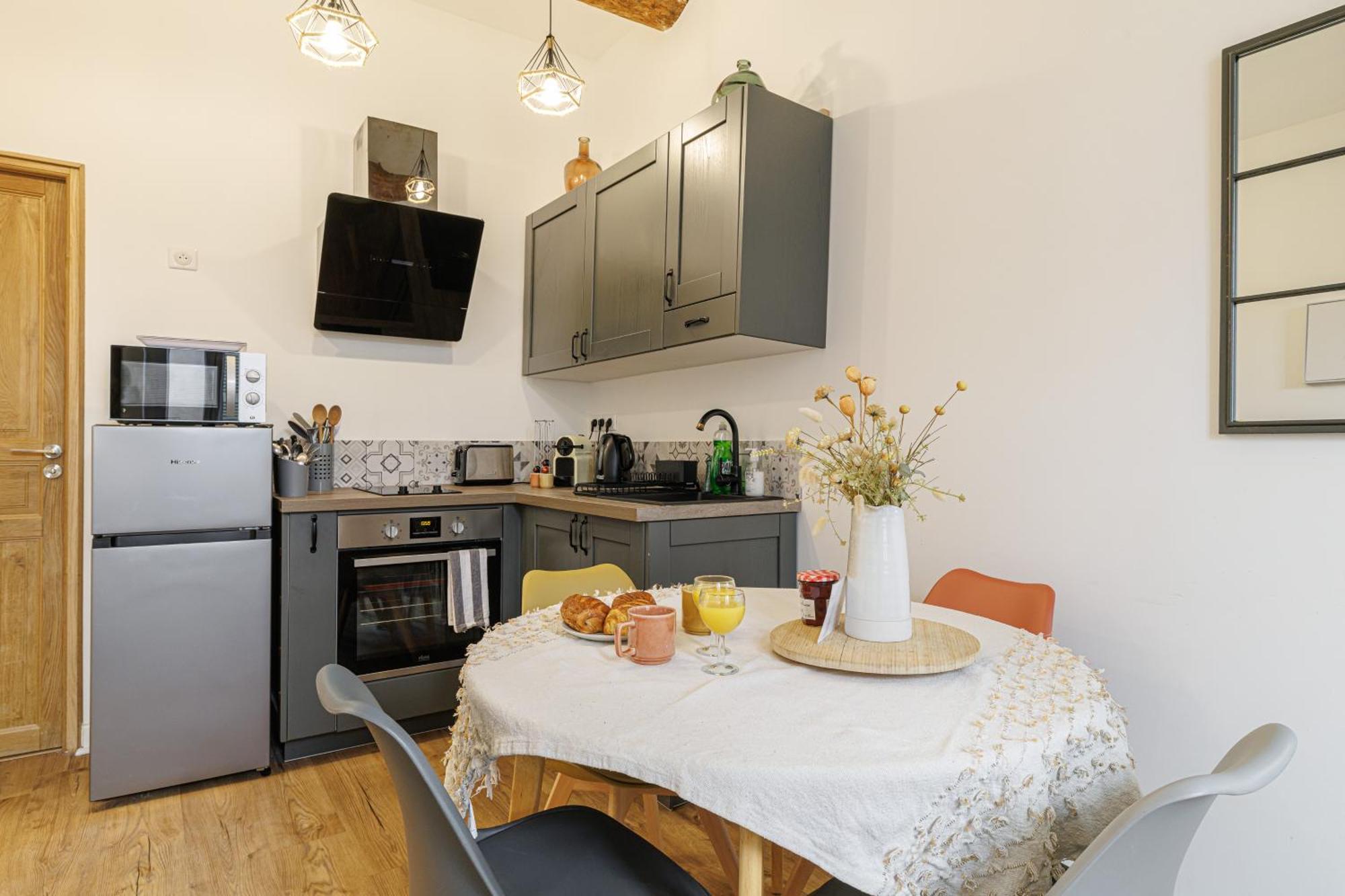Old Town Antibes Superb New Flat, For 3, Ac, Wi-Fi 아파트 외부 사진