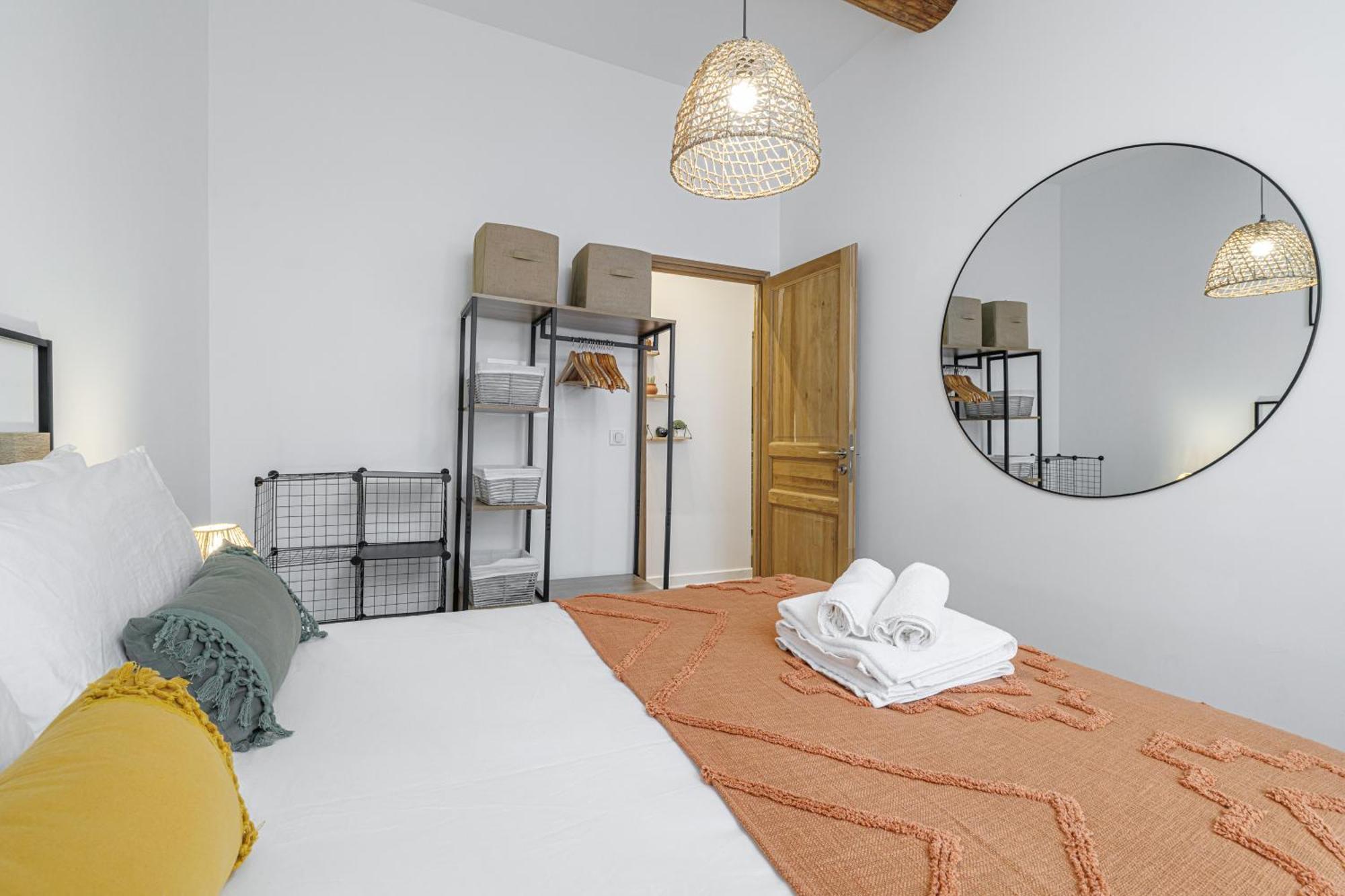 Old Town Antibes Superb New Flat, For 3, Ac, Wi-Fi 아파트 외부 사진
