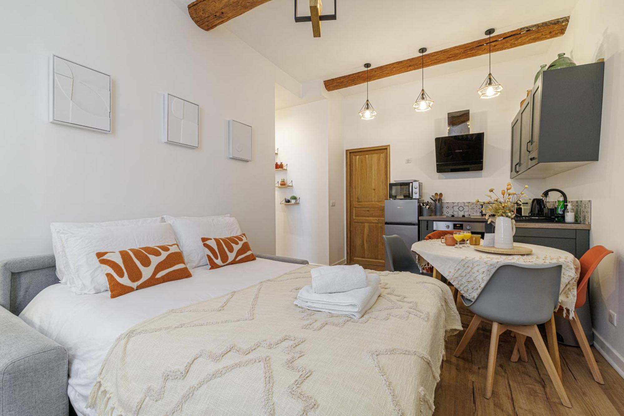 Old Town Antibes Superb New Flat, For 3, Ac, Wi-Fi 아파트 외부 사진